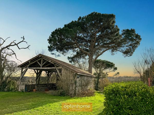 Maison de campagne avec son gite indépendant et dépendances sur 2,50 Ha.