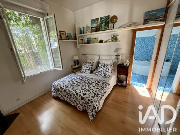 Maison à vendre 8 pièces 215 m² Mérignac