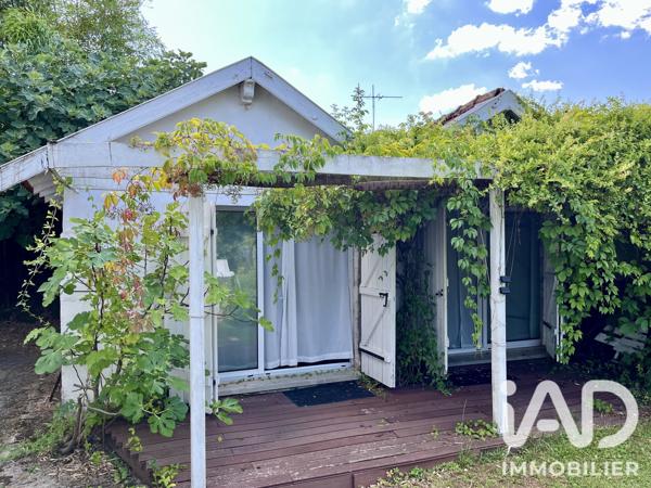 Maison à vendre 8 pièces 215 m² Mérignac