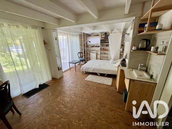 Maison à vendre 8 pièces 215 m² Mérignac