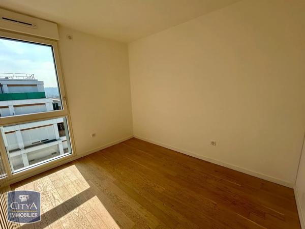 Appartement à louer 4 pièces 101.09m²