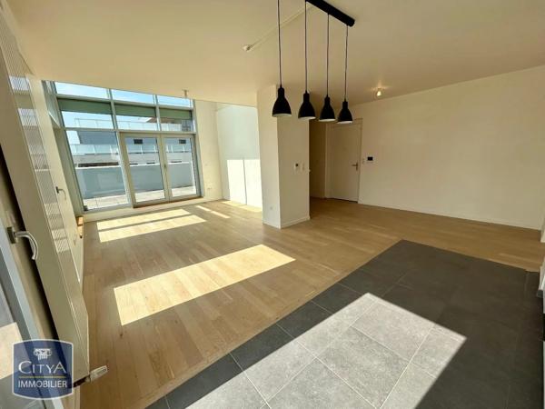 Appartement à louer 4 pièces 101.09m²