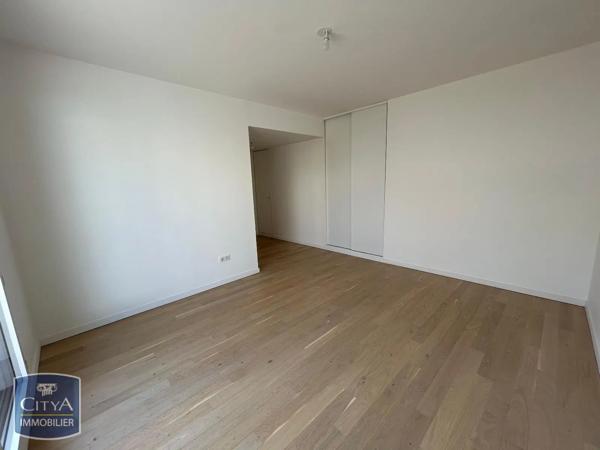 Appartement à louer 4 pièces 101.09m²