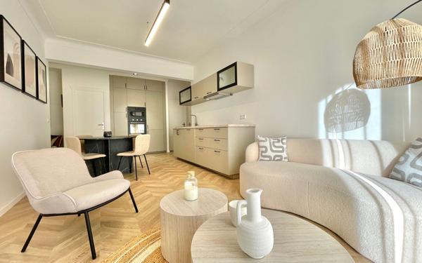 Appartement à vendre    4 pièces • 80,06 m2 Nice