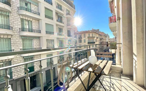 Appartement à vendre    4 pièces • 80,06 m2 Nice