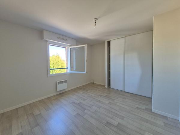 Appartement Saint Ave 3 pièces 67.19 m2 terrasse et garage , Saint ave