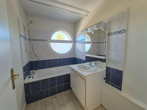 Appartement Saint Ave 3 pièces 67.19 m2 terrasse et garage , Saint ave