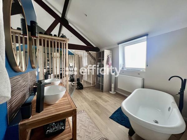 Maison 10 pièces - 247 m²