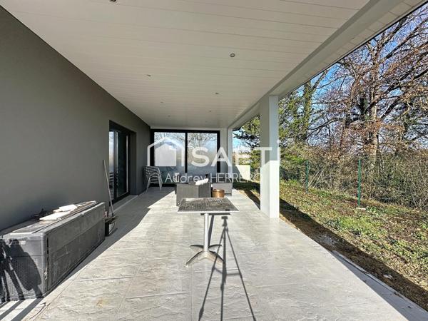 Maison Type T6 de 165m2 à MONTBERON