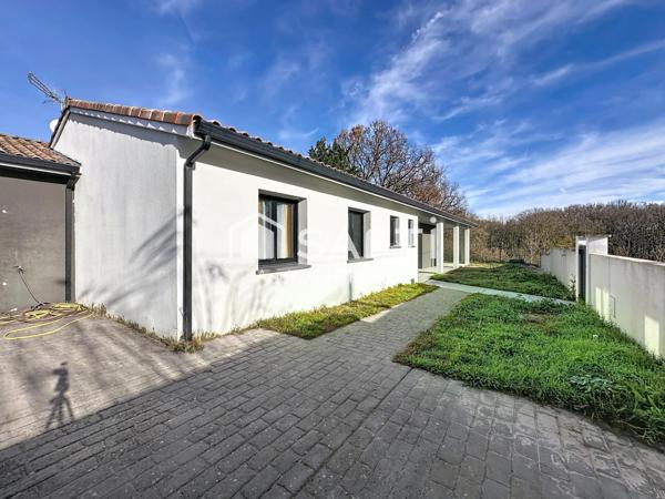 Maison Type T6 de 165m2 à MONTBERON