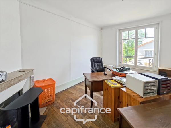 NEVERS (58) - Maison familiale - 223 m² - 6 chambres - terrain 902 m²