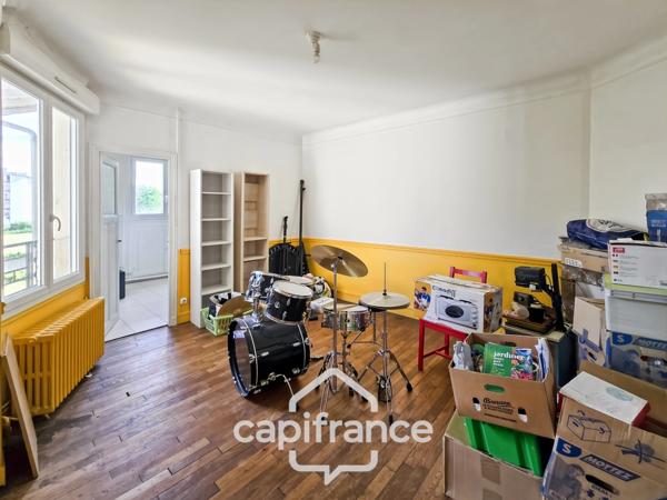 NEVERS (58) - Maison familiale - 223 m² - 6 chambres - terrain 902 m²