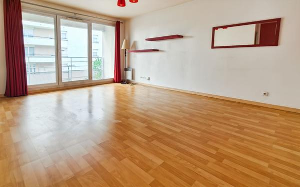 Appartement à vendre    2 pièces • 44,25 m2 Cergy
