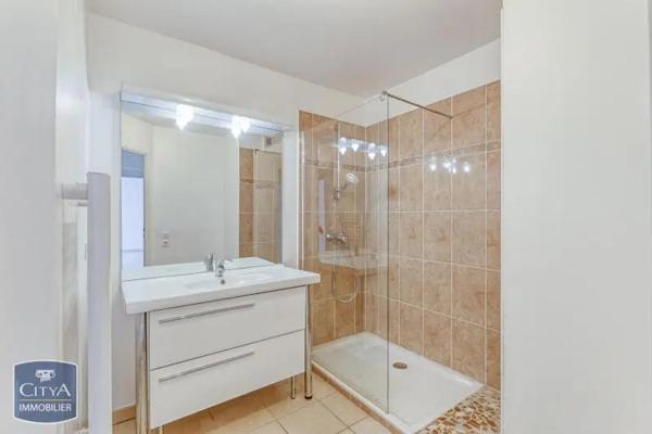 Appartement à louer 3 pièces 58.92m² Puget-sur-Argens (83480)