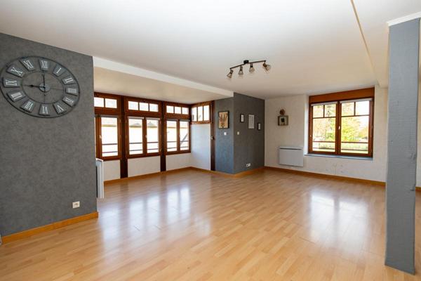 APPARTEMENT 73 M²  - T3-PROCHE JARDIN DES PLANTES - PARKING - 35130 LA GUERCHE DE BRETAGNE - 128 590 EUROS HAI