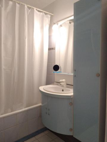 LYON 8 Université Jean moulin T2  52 m2