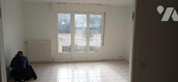 Nouveauté TRENTE CINQ NOTAIRES:
Venez découvrir cet appartement de type 3 de 62.75 M², vendu l...
