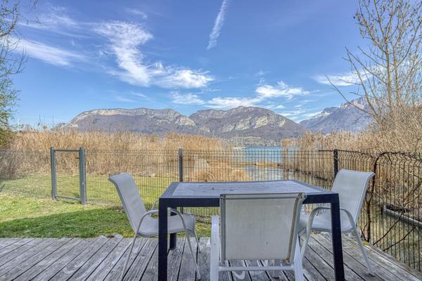 Chalet les pieds dans l'eau