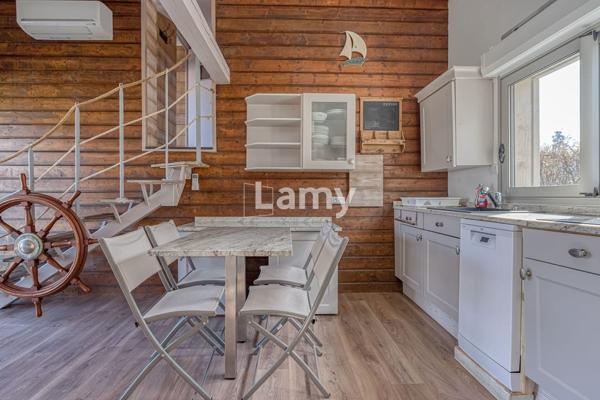 Chalet les pieds dans l'eau