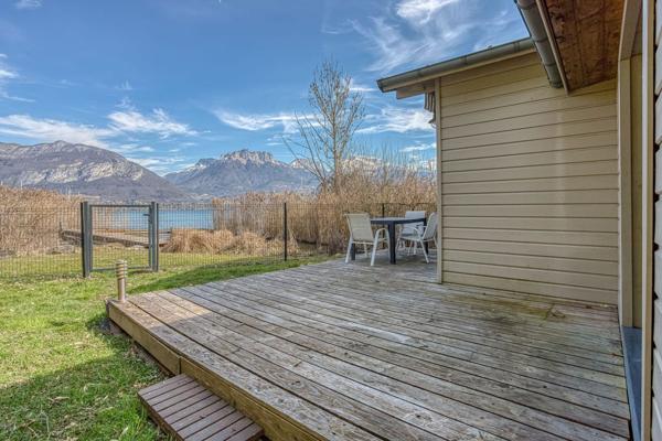 Chalet les pieds dans l'eau