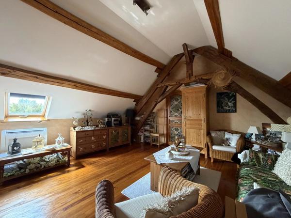 Vente Maison 9 pièces 210 m2 à Villers-Cotterêts