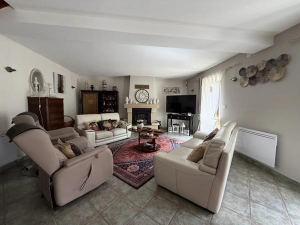 Vente Maison 9 pièces 210 m2 à Villers-Cotterêts