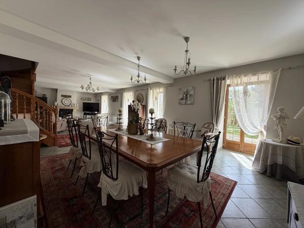 Vente Maison 9 pièces 210 m2 à Villers-Cotterêts