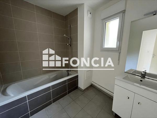 Location Appartement 3 pièces 61.53 m² - 1 RUE JACQUES HAMEL Darnetal 76160