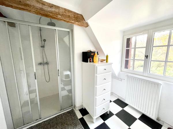 Propriété de 165 m2, 4 chambres