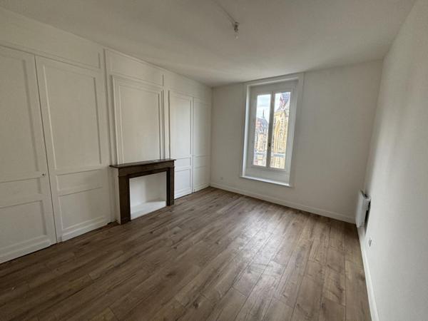 A LOUER : T3 à LILLE • Gare lille flandres • 1 055 € CC • Réf. G596