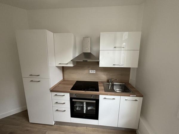 A LOUER : T3 à LILLE • Gare lille flandres • 1 055 € CC • Réf. G596