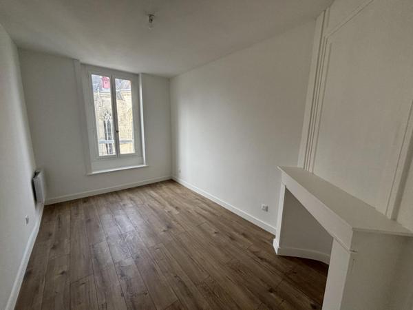 A LOUER : T3 à LILLE • Gare lille flandres • 1 055 € CC • Réf. G596