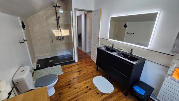 Houdan 5 mn / Gambais 2 mn / Maison de ville 104 m2