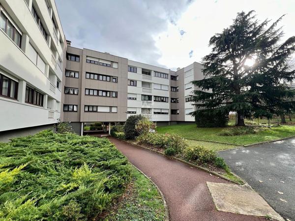 Appartement Carrières Sur Seine 3 pièce(s) 67.87 m2 285 000 € **  - Référence  895
