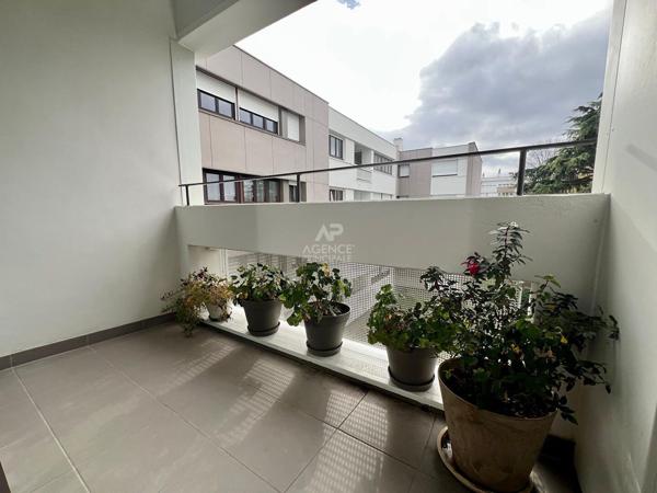 Appartement Carrières Sur Seine 3 pièce(s) 67.87 m2 285 000 € **  - Référence  895