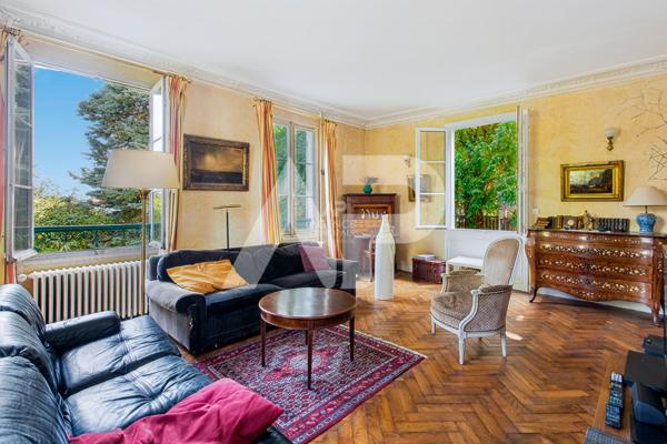 SEVRES RIVE GAUCHE - DEMEURE DE CHARME €1 270 000 ** - Référence 661-S