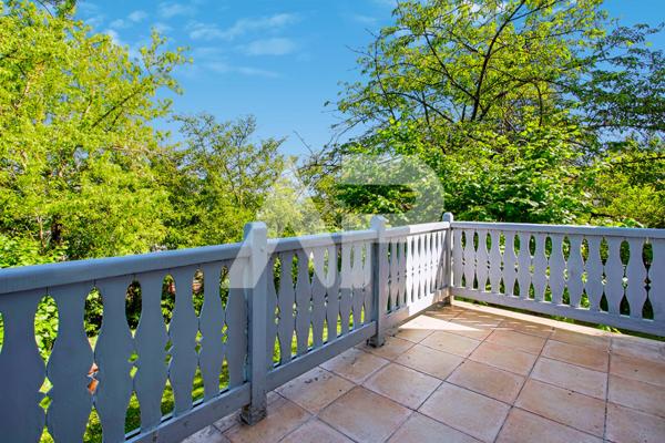 SEVRES RIVE GAUCHE - DEMEURE DE CHARME €1 270 000 ** - Référence 661-S