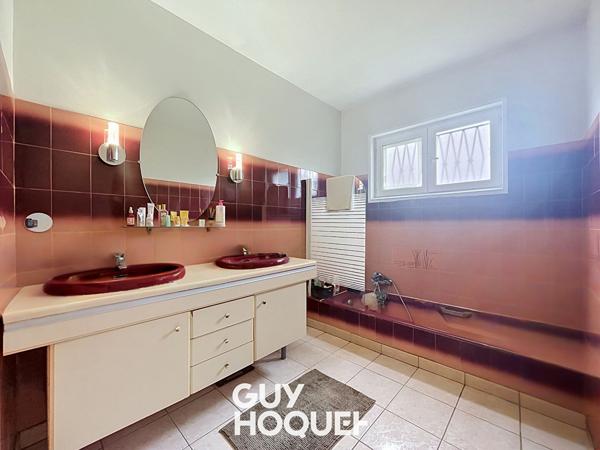 Maison 3 Chbs + Dépendances à Feillens - Secteur calme avec vue dégagée