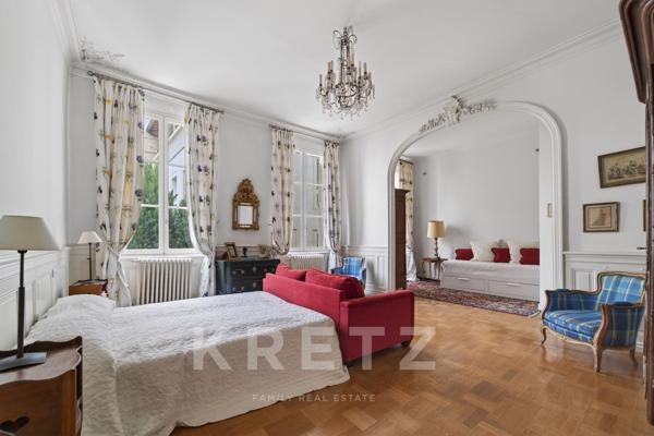 Hôtel Particulier avec jardin (XVIIIe) - Avignon intra-muros