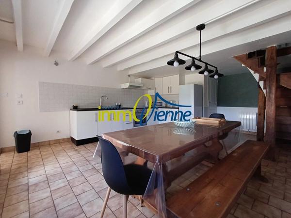 Location Maison 3 pièces 68 m2 à Lhommaizé