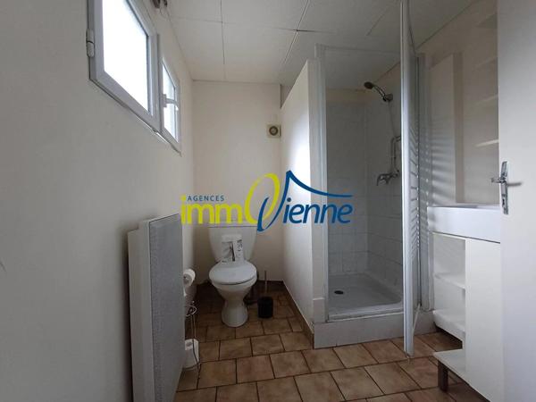 Location Maison 3 pièces 68 m2 à Lhommaizé