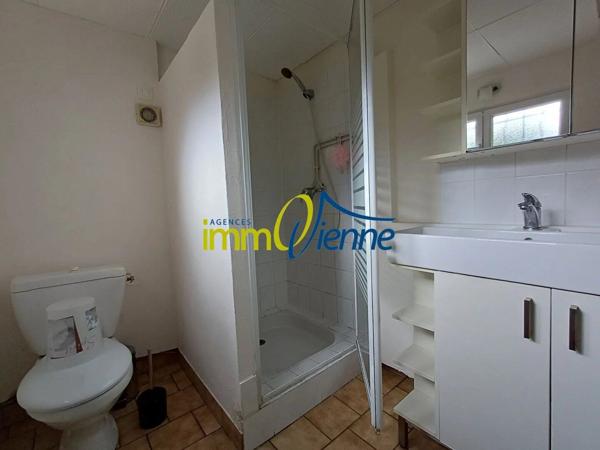 Location Maison 3 pièces 68 m2 à Lhommaizé