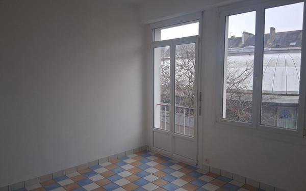 Appartement à vendre    1 pièce • 26,29 m2 Saint-Nazaire