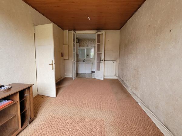 LE BOUSCAT limite BORDEAUX - Maison avec garage sur plus de 300m² avec potentiel