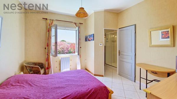 Élégante villa familiale avec piscine et jardin arboré, au calme absolu