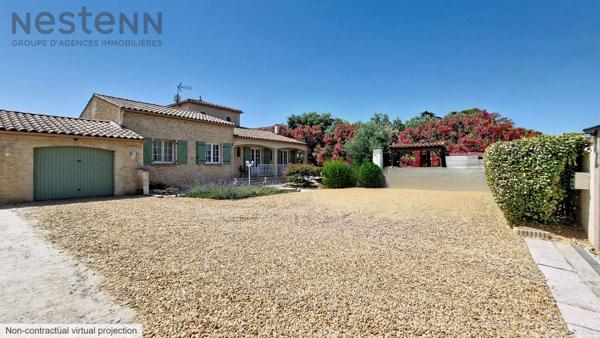 Élégante villa familiale avec piscine et jardin arboré, au calme absolu