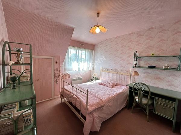 Très jolie maison familiale au coeur d'Arnage avec piscine chauffée !