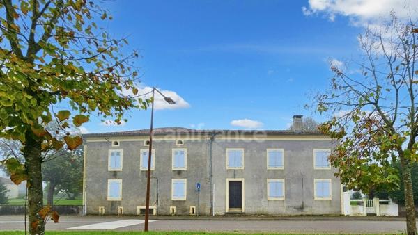 Maison à vendre SAINT AUBIN (40) T12 393 m² Terrain de 10149 m²