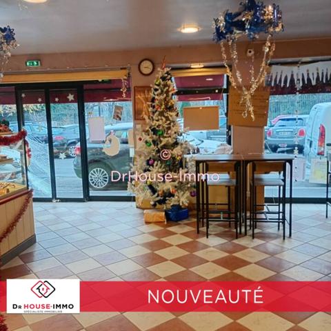 Commerce à vendre 3 pièces de 196 m²