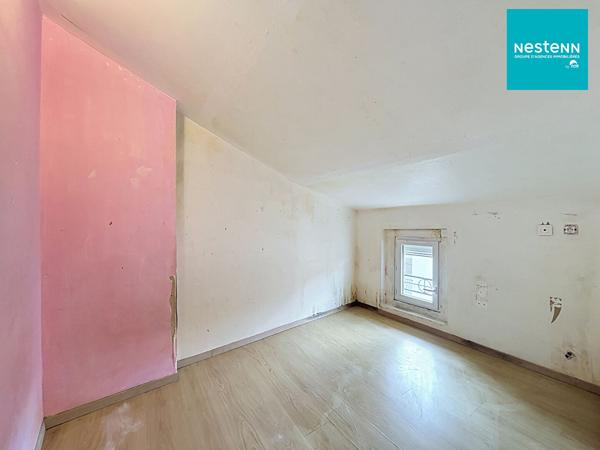 Maison de ville en triplex à Sury-Le-Comtal avec garage !